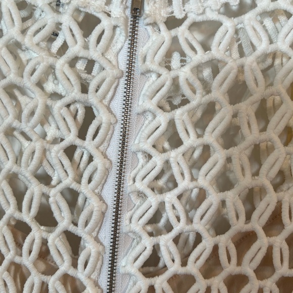 White Soleblu dress with tan lining. Size small.  Zipper on back. - Picture 7 of 12